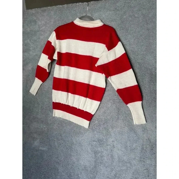 Sweater Bee Women's Vintage Red White Striped Postage Stamp Design - Small - Picture 7 of 8